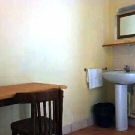 Hipotel Bordeaux Menilmontant París