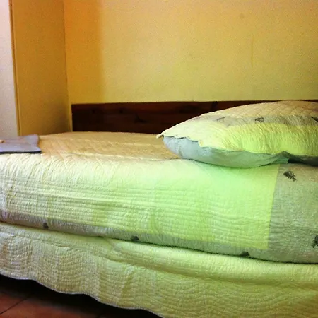 Hipotel Bordeaux Menilmontant 3* Parigi